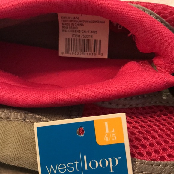 Water shoes - Picture 2 of 3